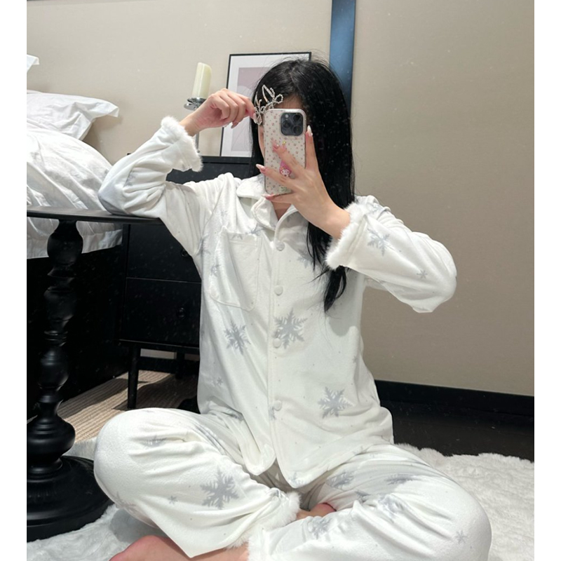 莫里伊【精灵雪花】小众时尚设计可外穿海岛绒保暖睡衣家居服