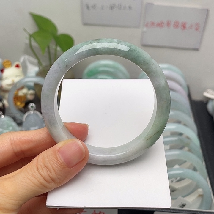 喜***喜翡翠未镶嵌手镯54.2正圈