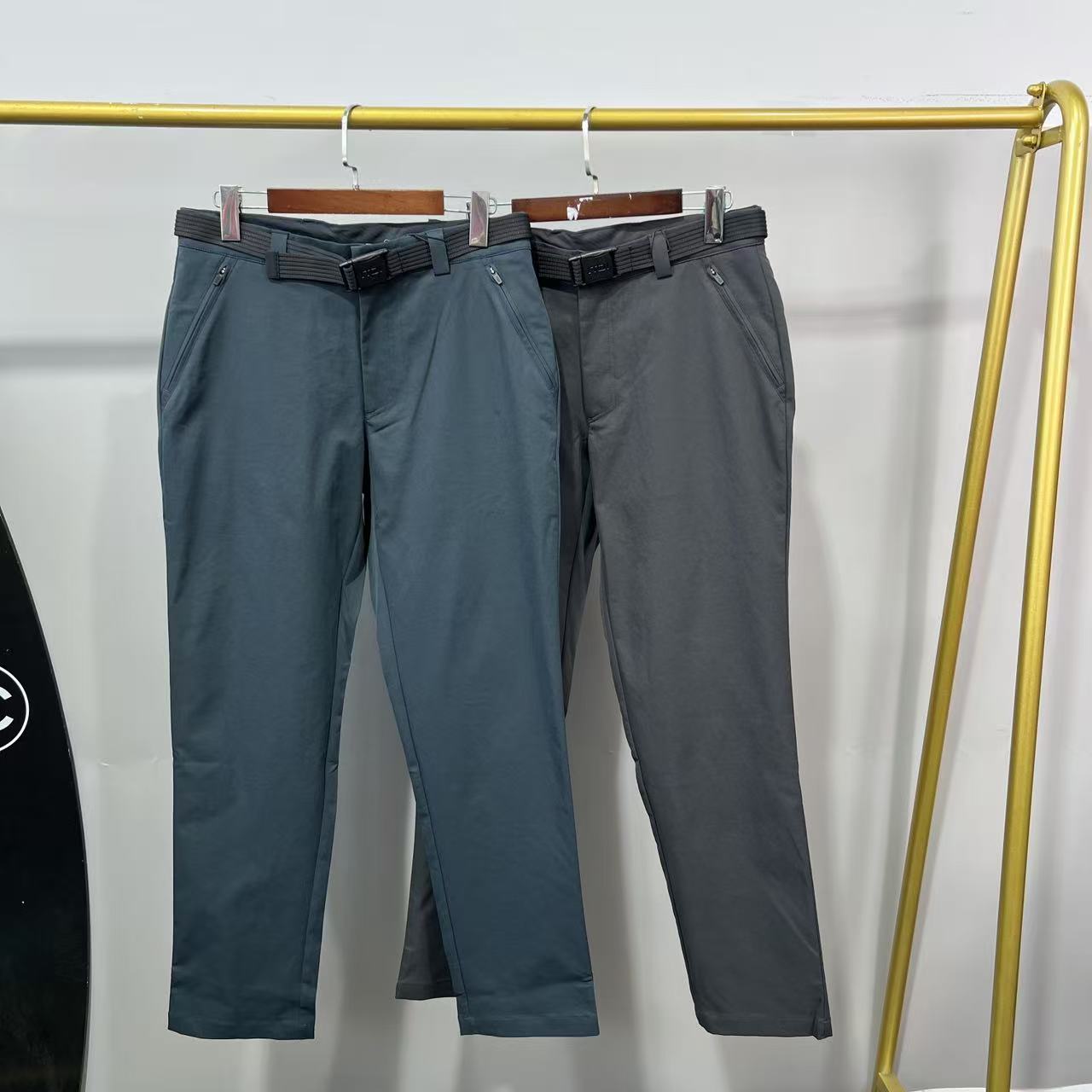 I-39-44 ITI 秋季新款男款两色机能风拉链休闲运动梭织长裤 22127