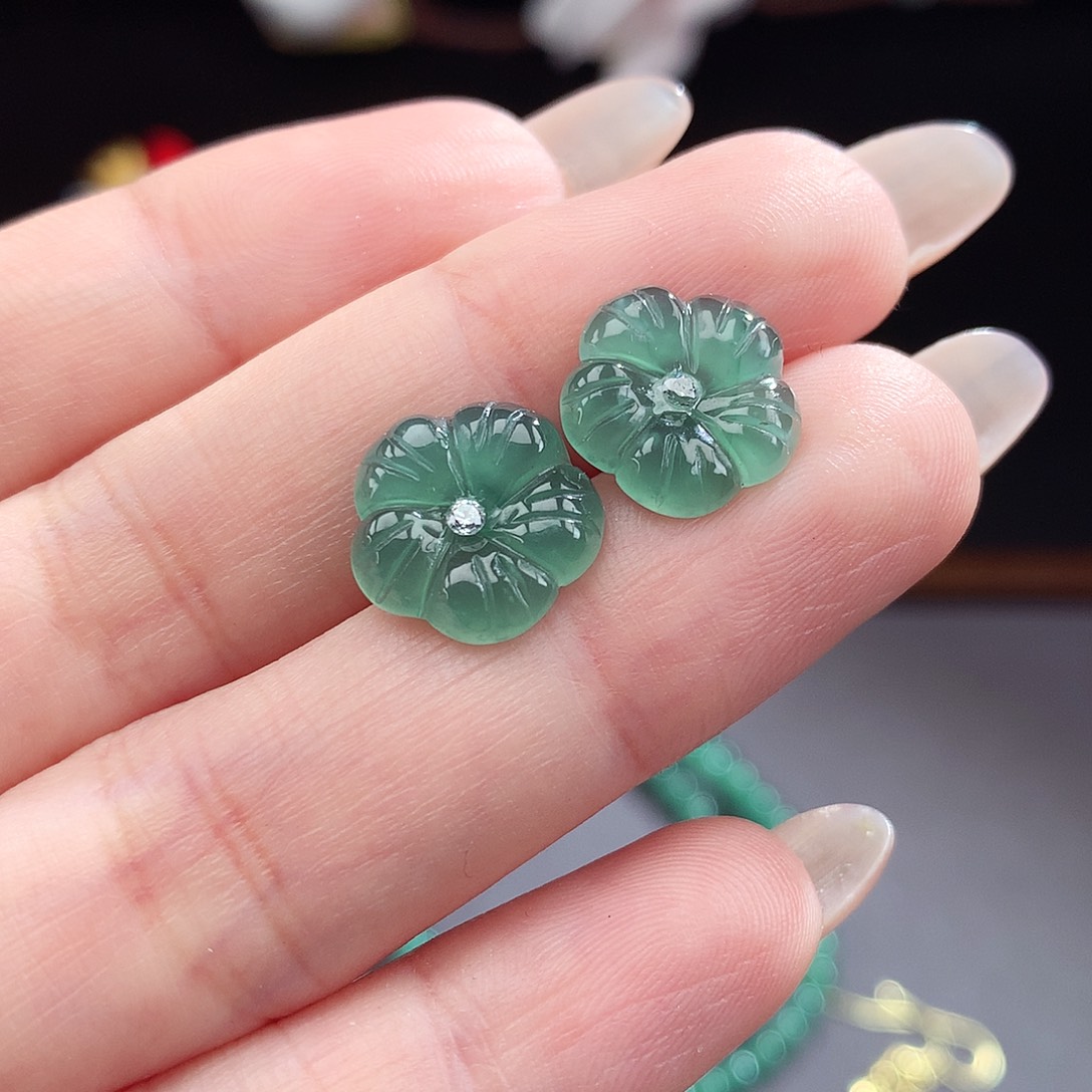 翡翠手镯（圆镯）未镶嵌