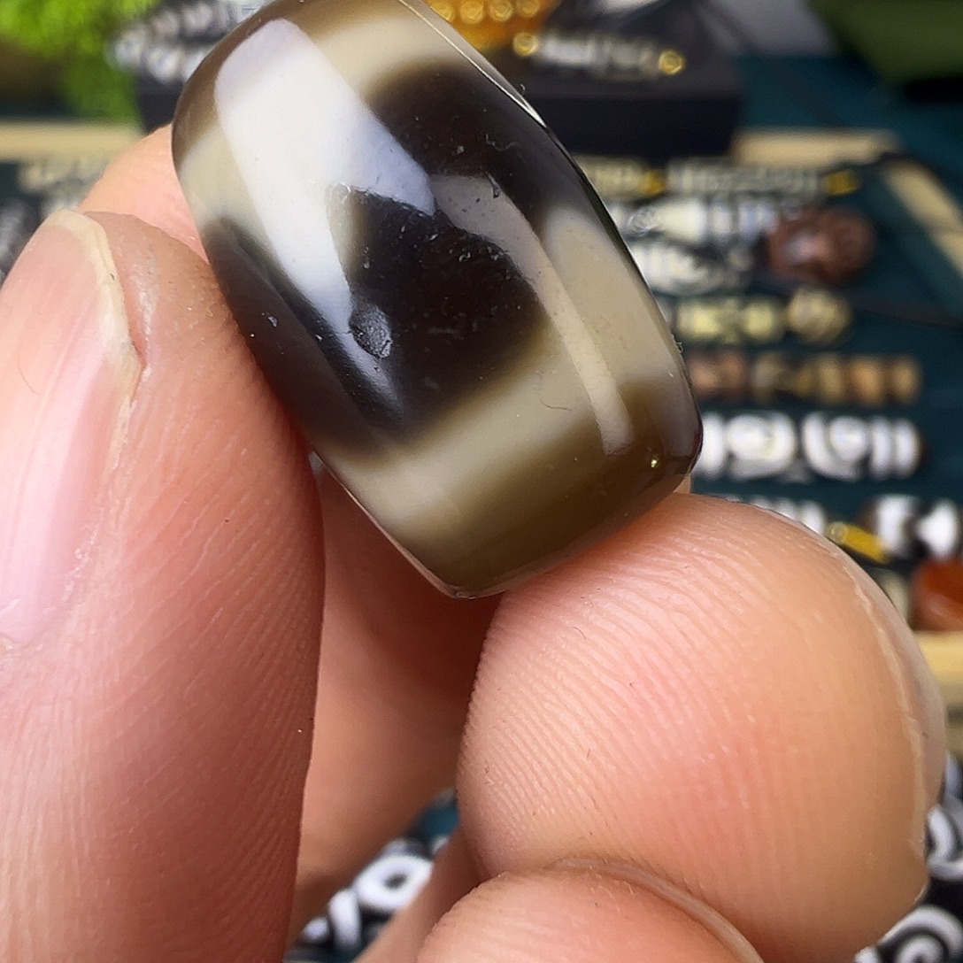 玛瑙/玉髓合金颈饰