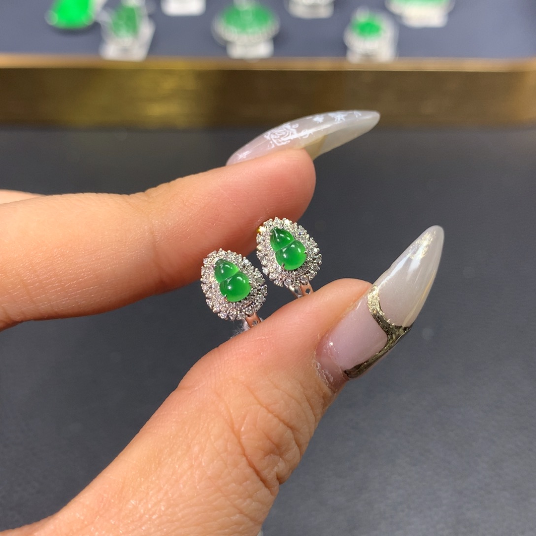 翡翠耳饰18K金镶嵌翡翠