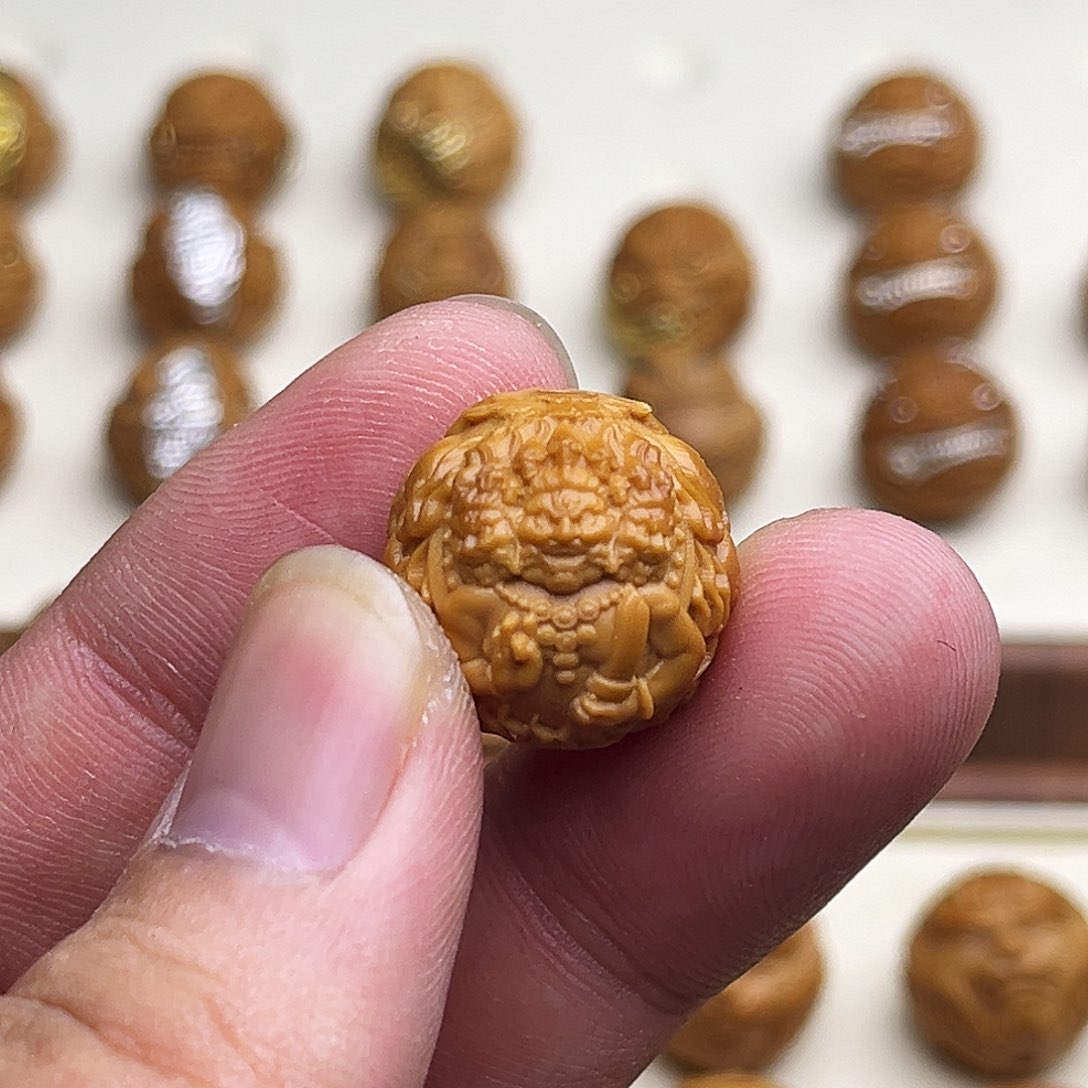 猴头核桃吊坠三头大黑天17