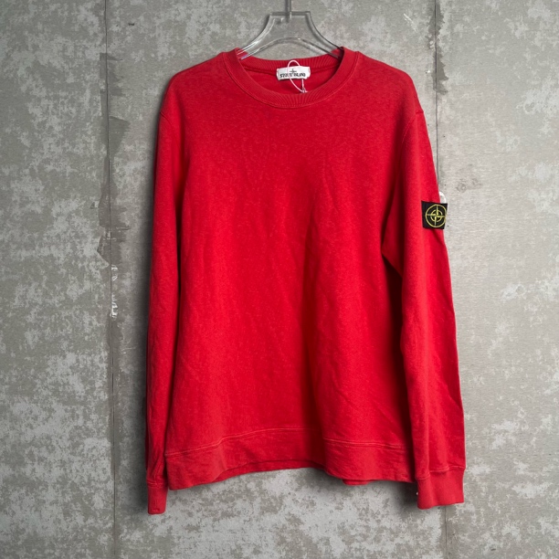 99新 STONE ISLAND 瑕疵/XL*1/红色圆领长袖卫衣/18273/JP