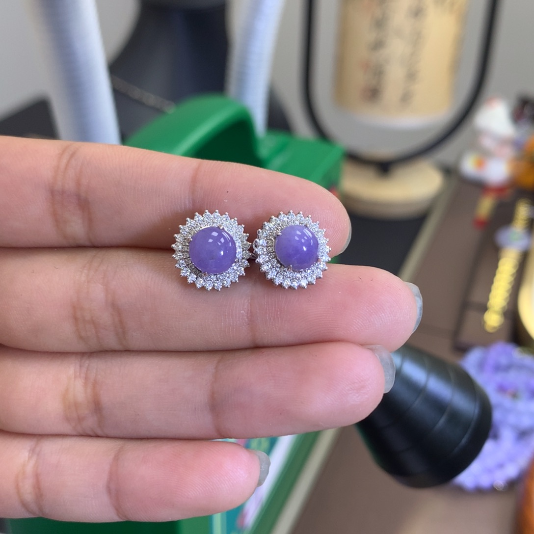 翡翠颈饰18K金镶嵌耀**琰翡翠