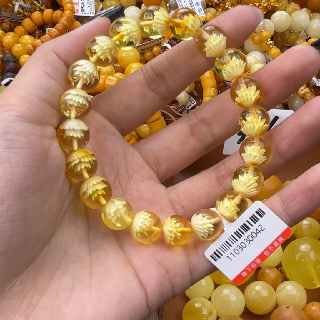 琥珀珠宝奇石未镶嵌