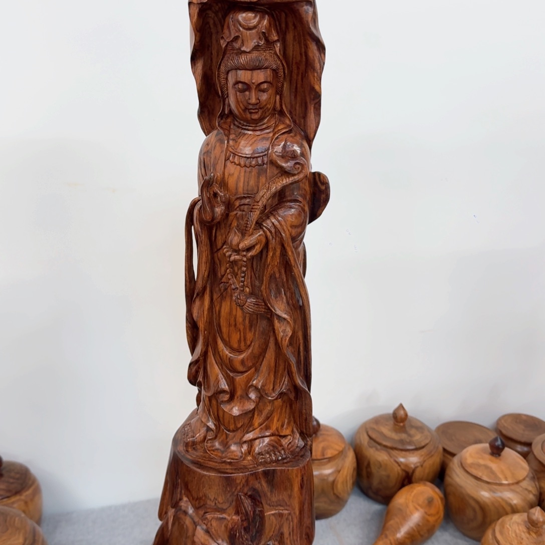 黄花梨/降香黄檀观音高78长20火山口料