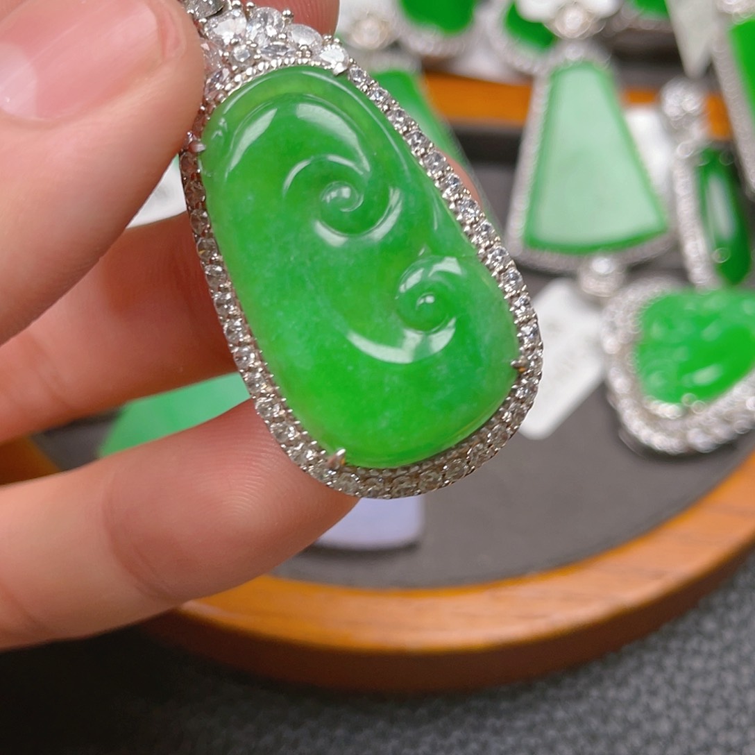 【闪购商品】翡翠吊坠(不含链)银S925镶嵌