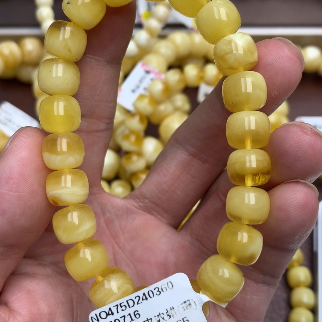 琥珀未镶嵌珠宝奇石7