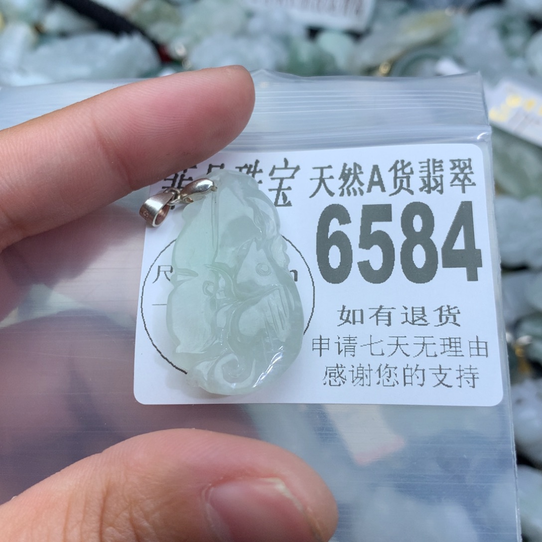 翡翠颈饰银S925镶嵌6584。