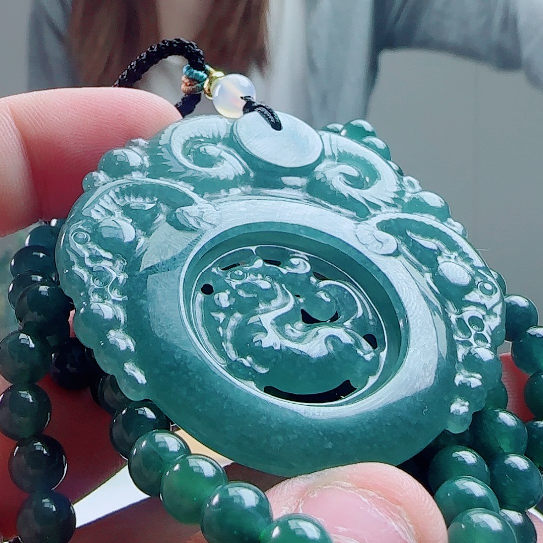 翡翠未镶嵌颈饰1111111