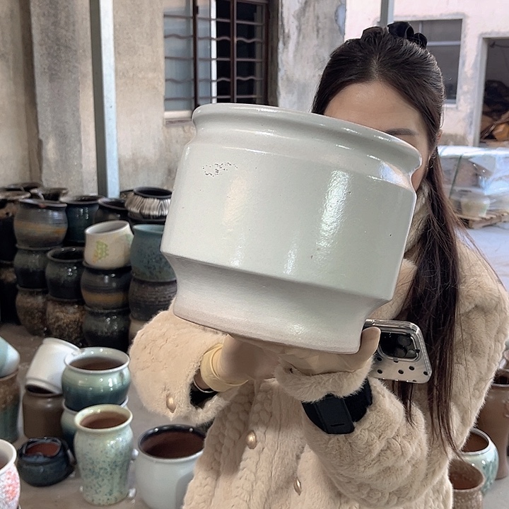 瑕疵口21高18花盆……