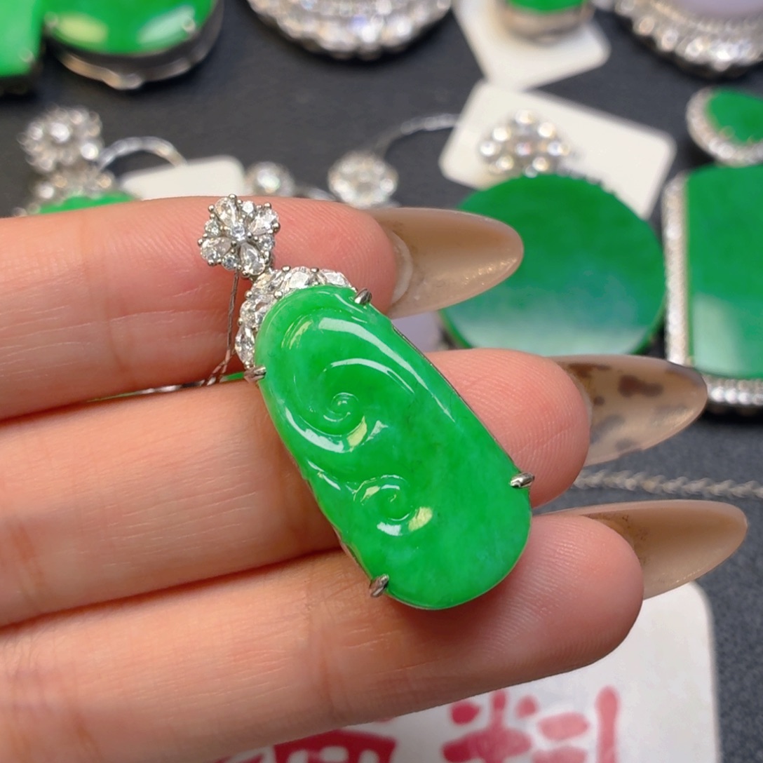 翡翠银S925镶嵌颈饰