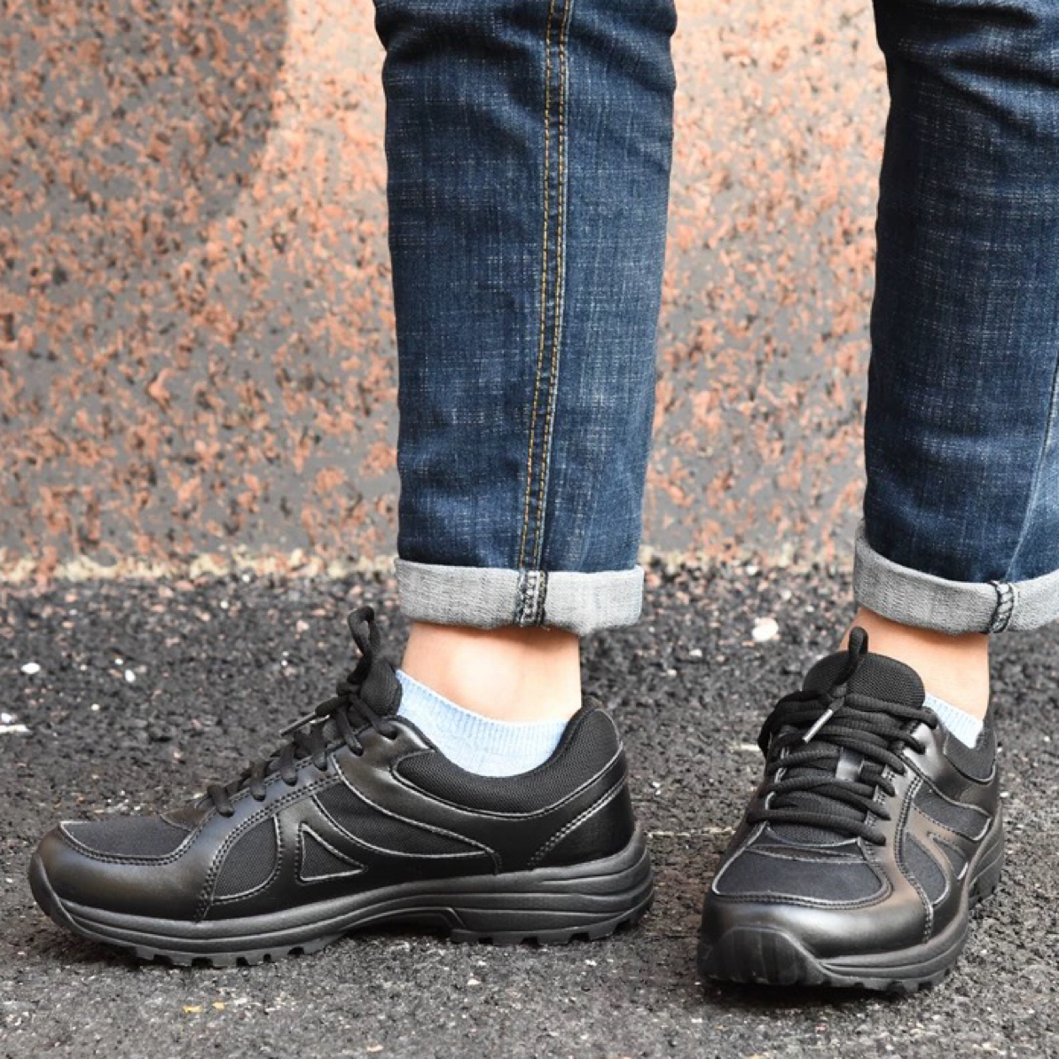 黑色春秋跑鞋跑步舒适透气