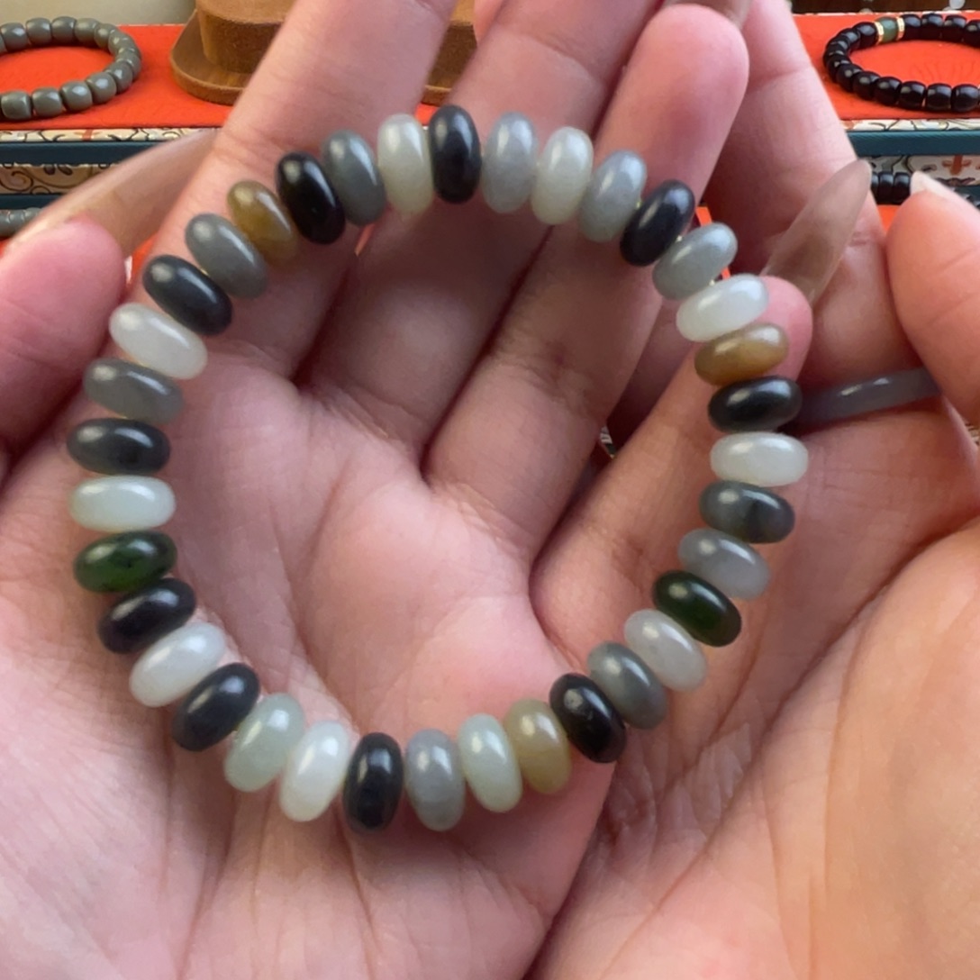 未镶嵌和田玉手链顺**水