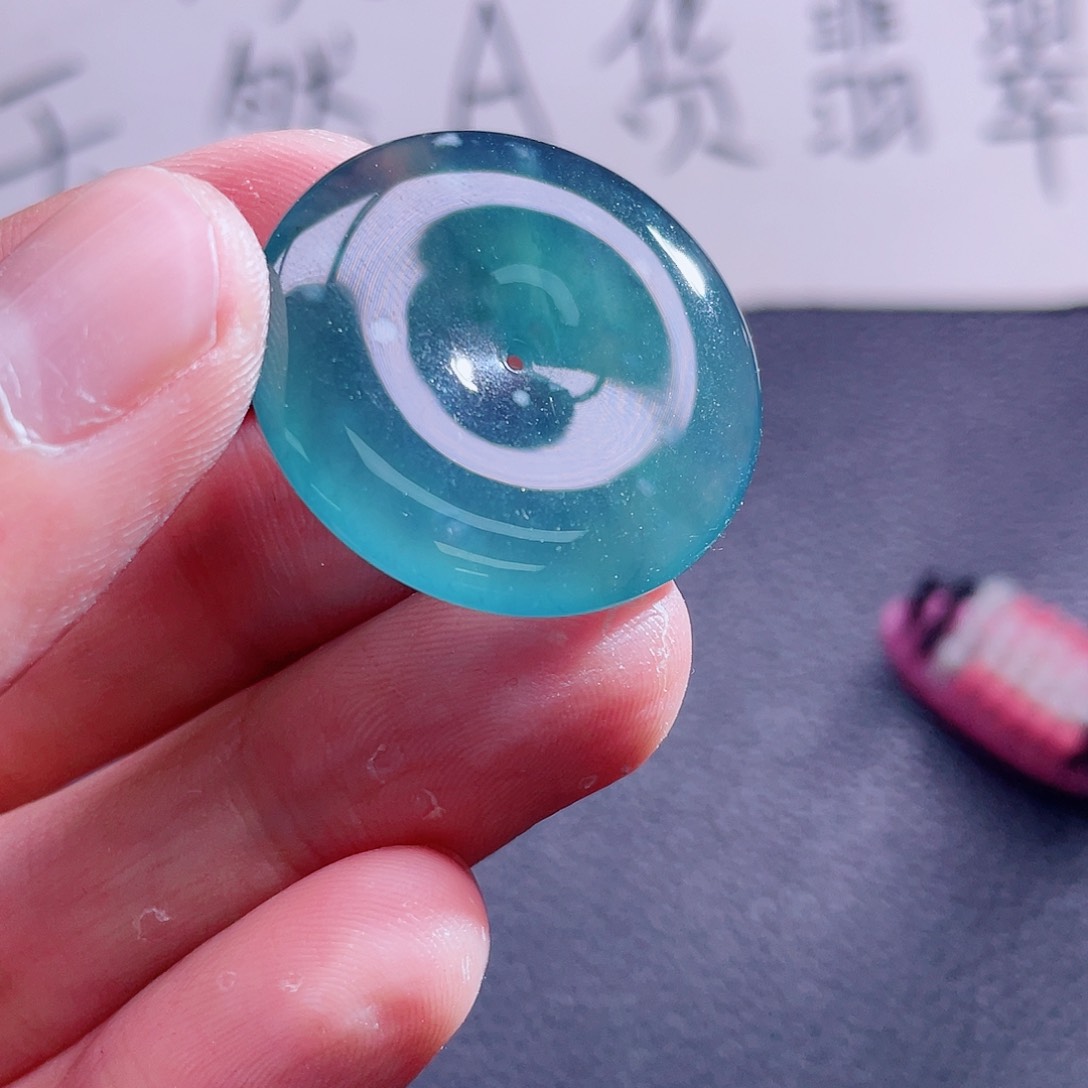 翡翠颈饰未镶嵌999999999