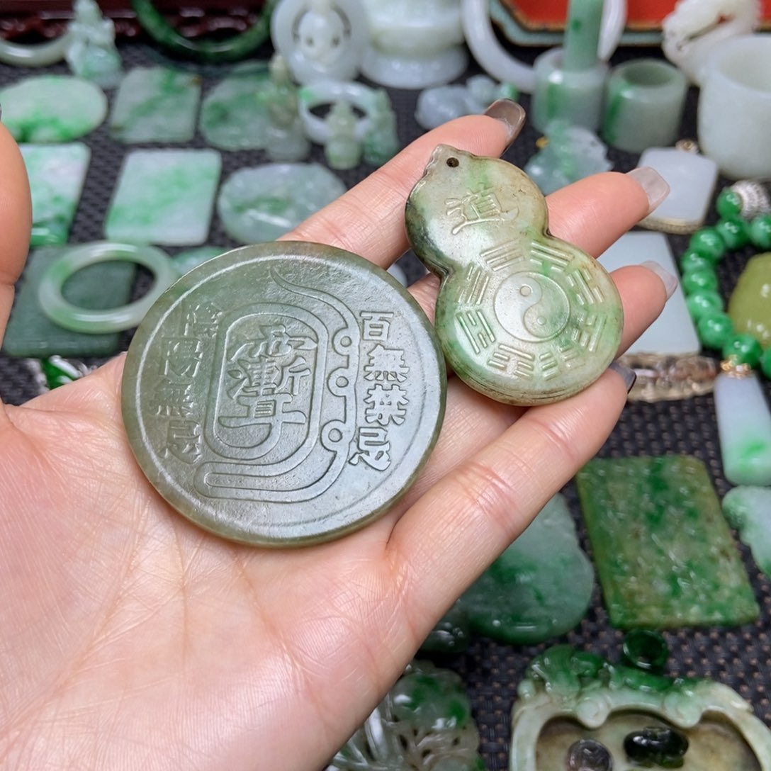 茫***海翡翠未镶嵌挂件清