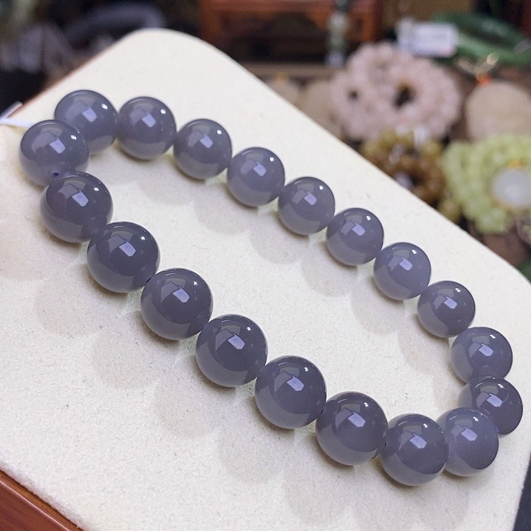 和田玉未镶嵌浓烟紫脂膏级手链葡萄紫天花板手链