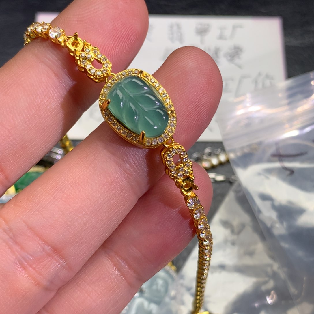 翡翠颈饰未镶嵌叶子手链