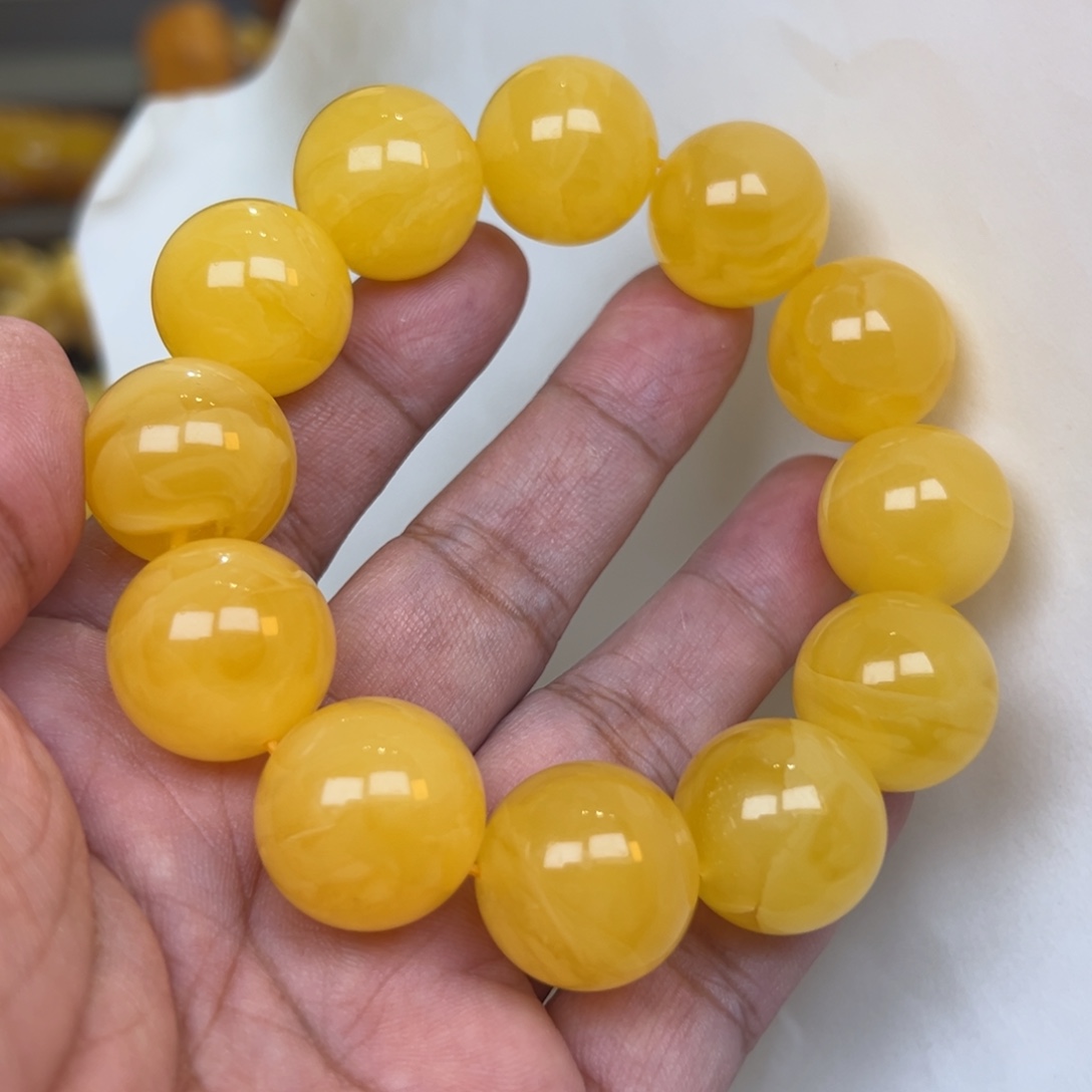 用***2蜜蜡未镶嵌裸石19.9加53.53克