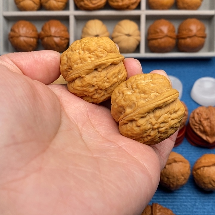 文玩核桃把件树蛙