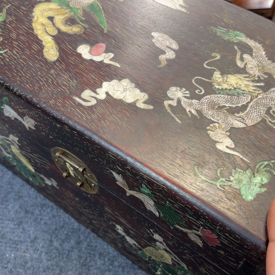 木小叶紫檀独板收纳箱