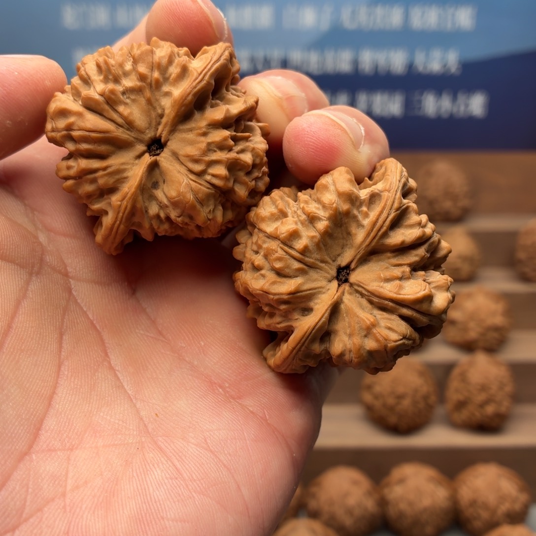 @***发文玩核桃吊坠45官帽