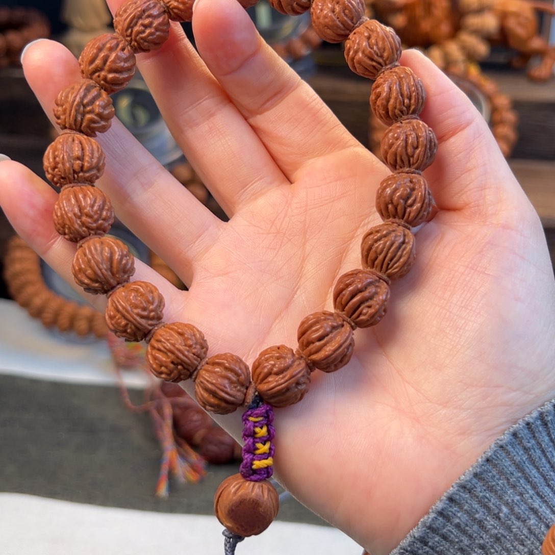 【闪购商品】桃核吊坠15尺寸火麒麟