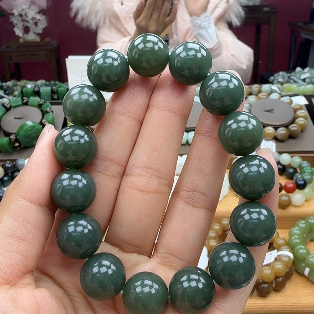 和田玉未镶嵌手链