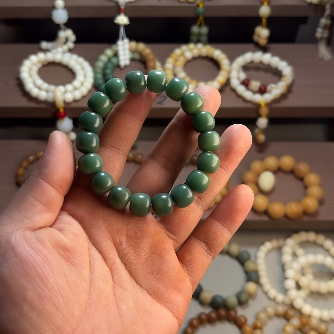 鱼****菩提根/象牙果吊坠