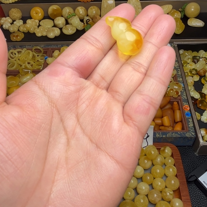 蜜蜡未镶嵌珠宝奇石天然蜜蜡福禄双全 170