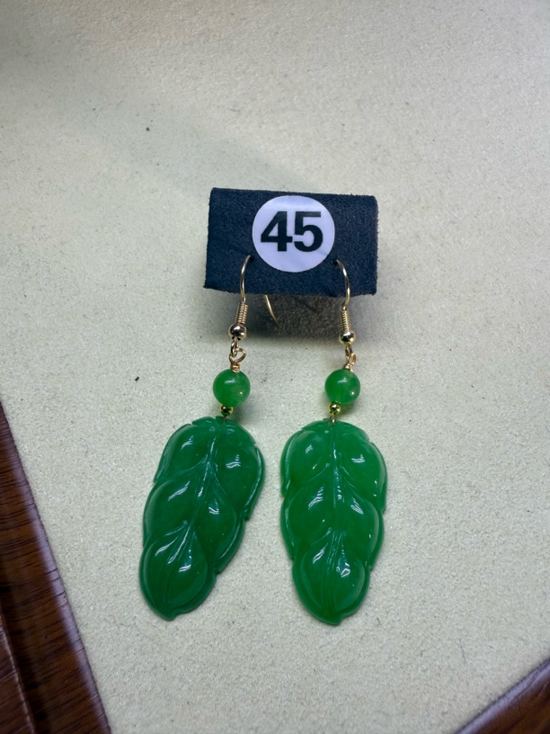 天然缅甸翡翠A货耳饰 45