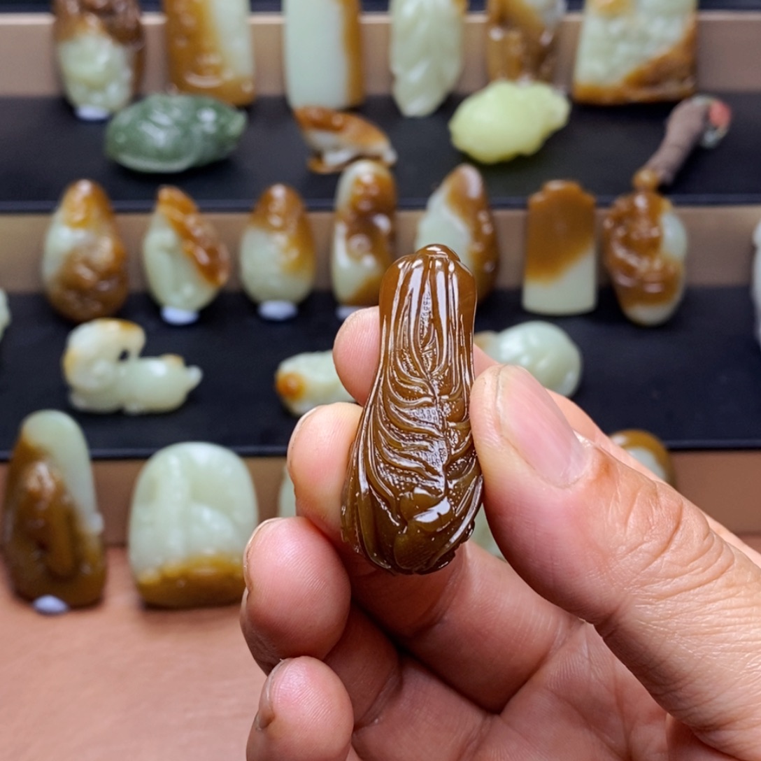 和田玉未镶嵌吊坠(不含链)