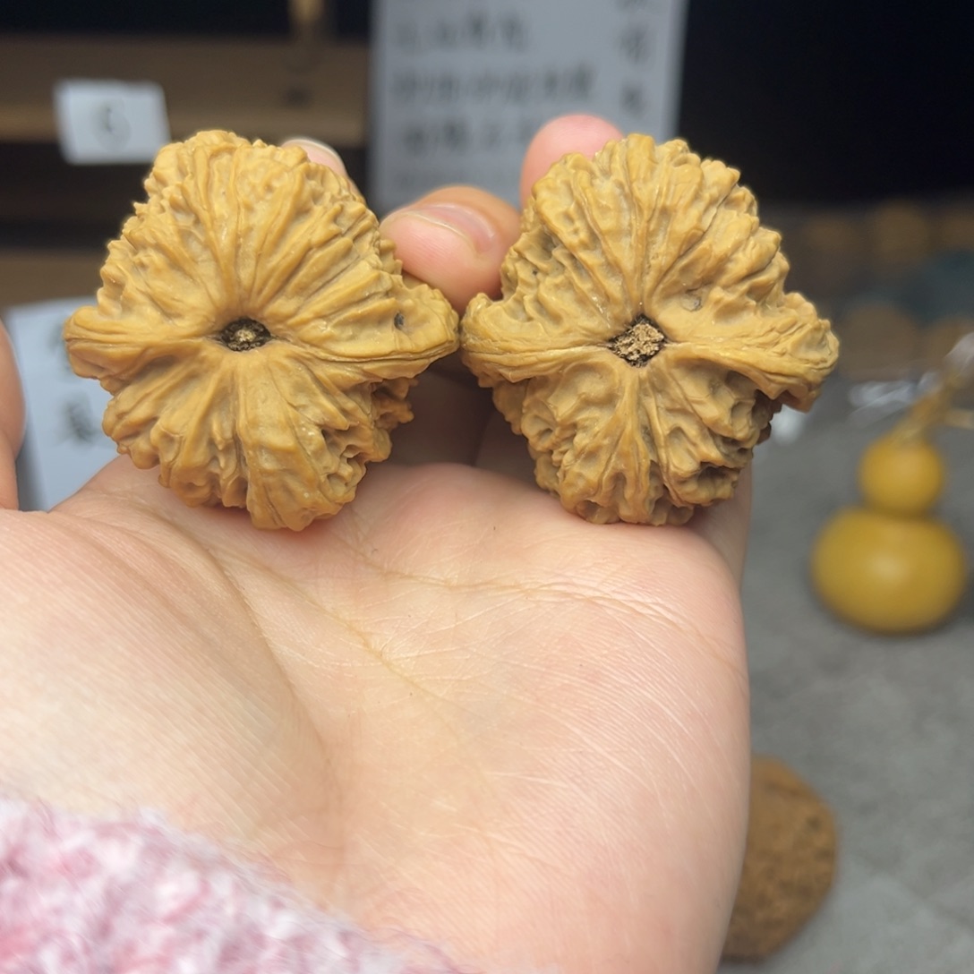 文玩核桃把件涿鹿南疆石