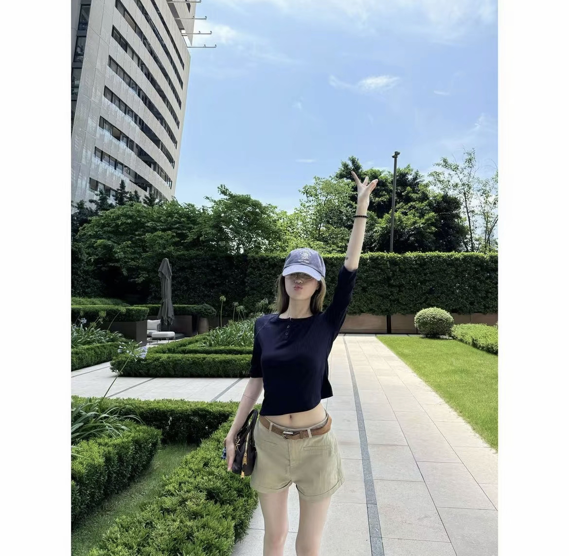 蘑糯米灰色/卡其色短裤子  5125-758