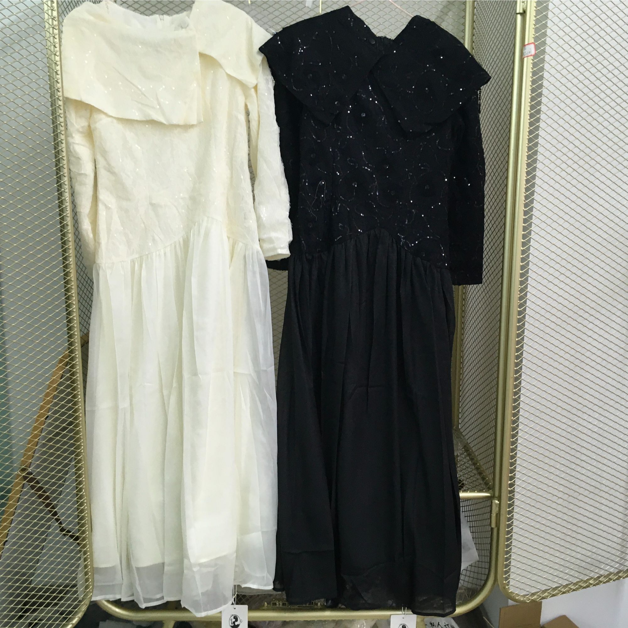 艾日秀富家千金白茶温柔亮片绣花时尚连衣裙显瘦蕾丝长裙女F1077