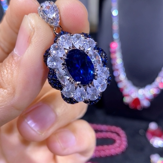 月***河未镶嵌红宝石戒指