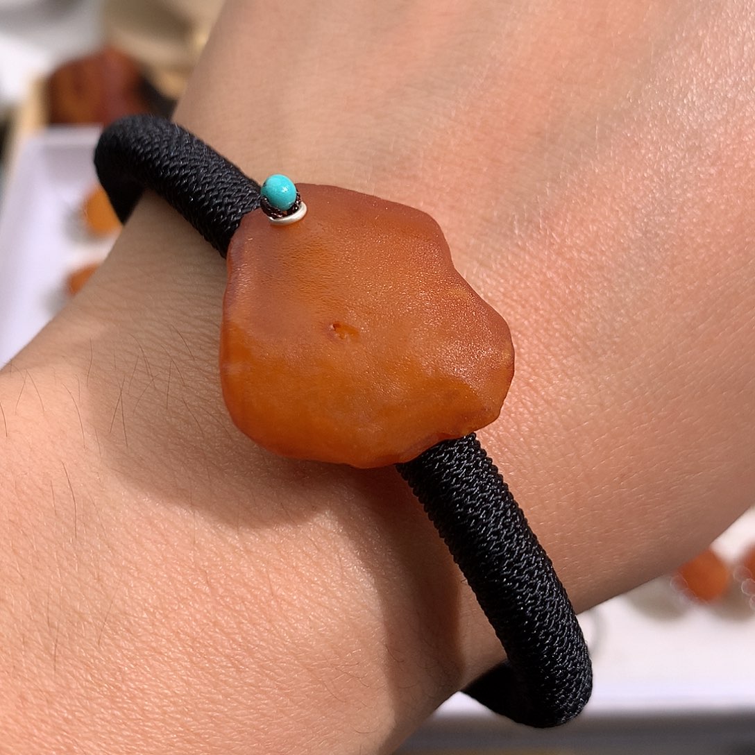 蜜蜡裸石未镶嵌你