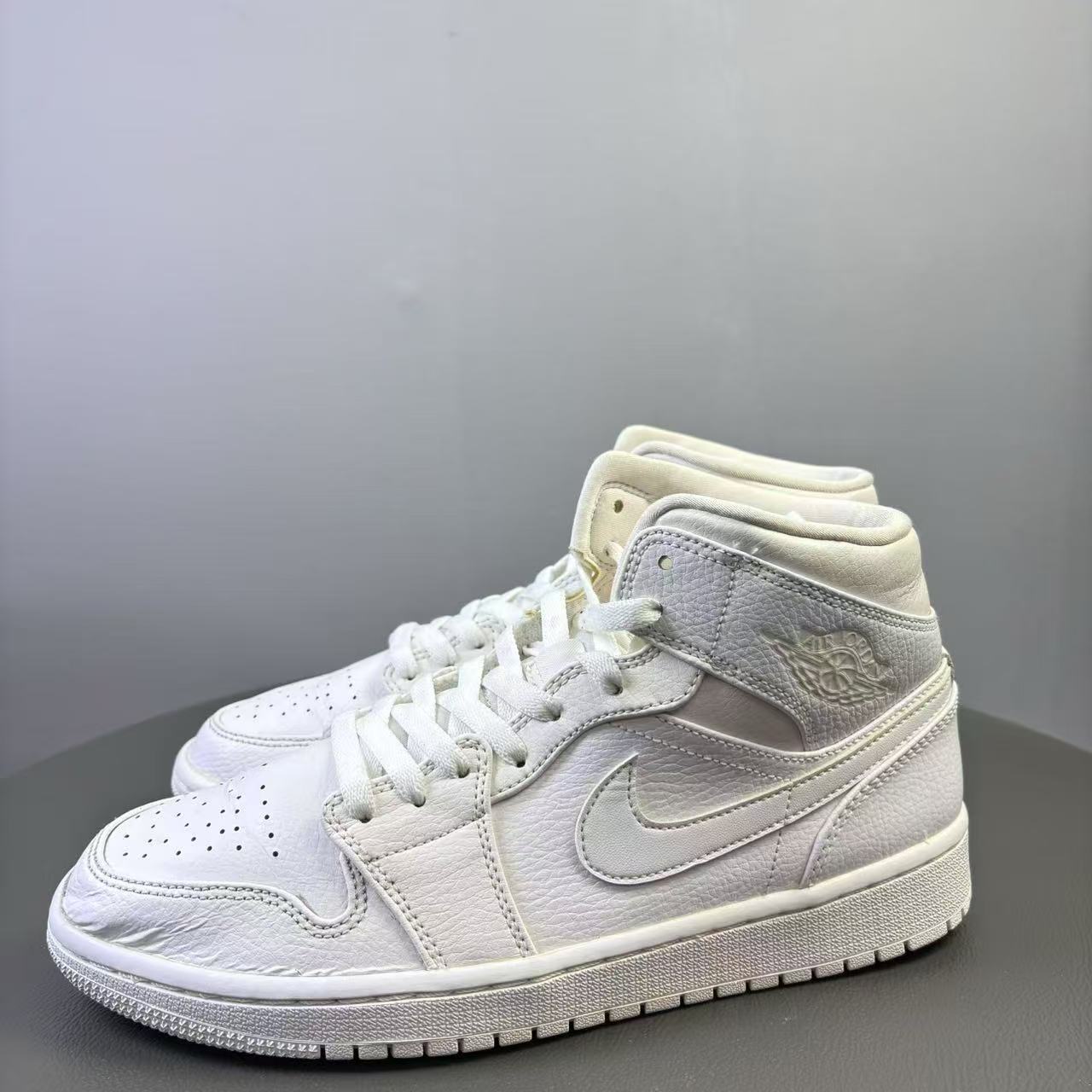 90新 maje 42.5码 AJ1纯白球鞋 非原盒