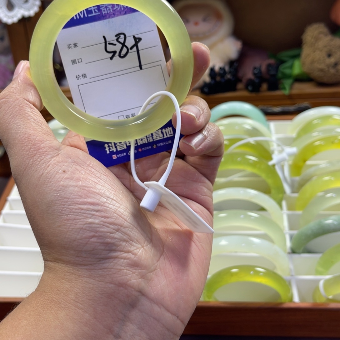 蛇纹石玉未镶嵌手镯294