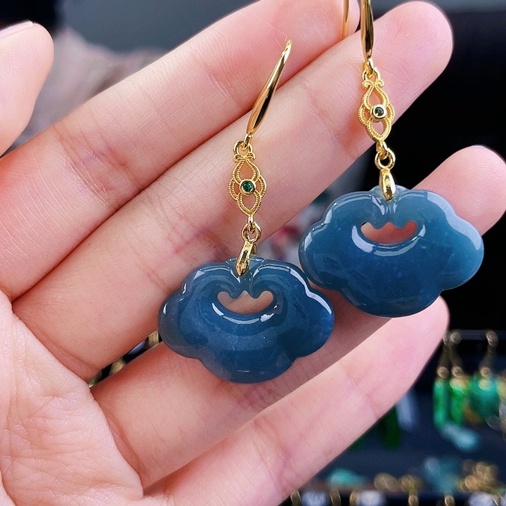 翡翠耳饰未镶嵌饰品