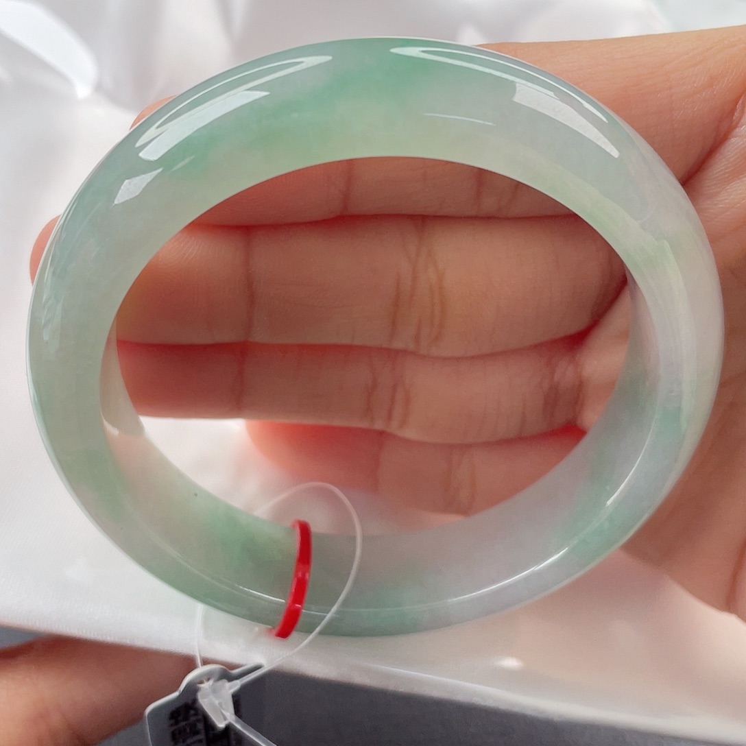 翡翠手镯未镶嵌56.5正圈