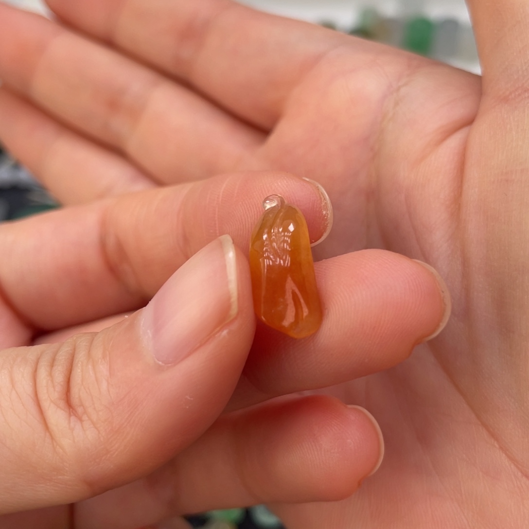 翡翠裸石缅甸翡翠天然翡翠