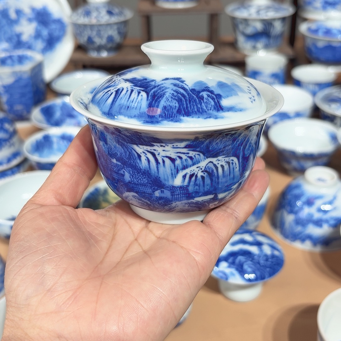 福***哥景德镇纯手绘盖碗微瑕