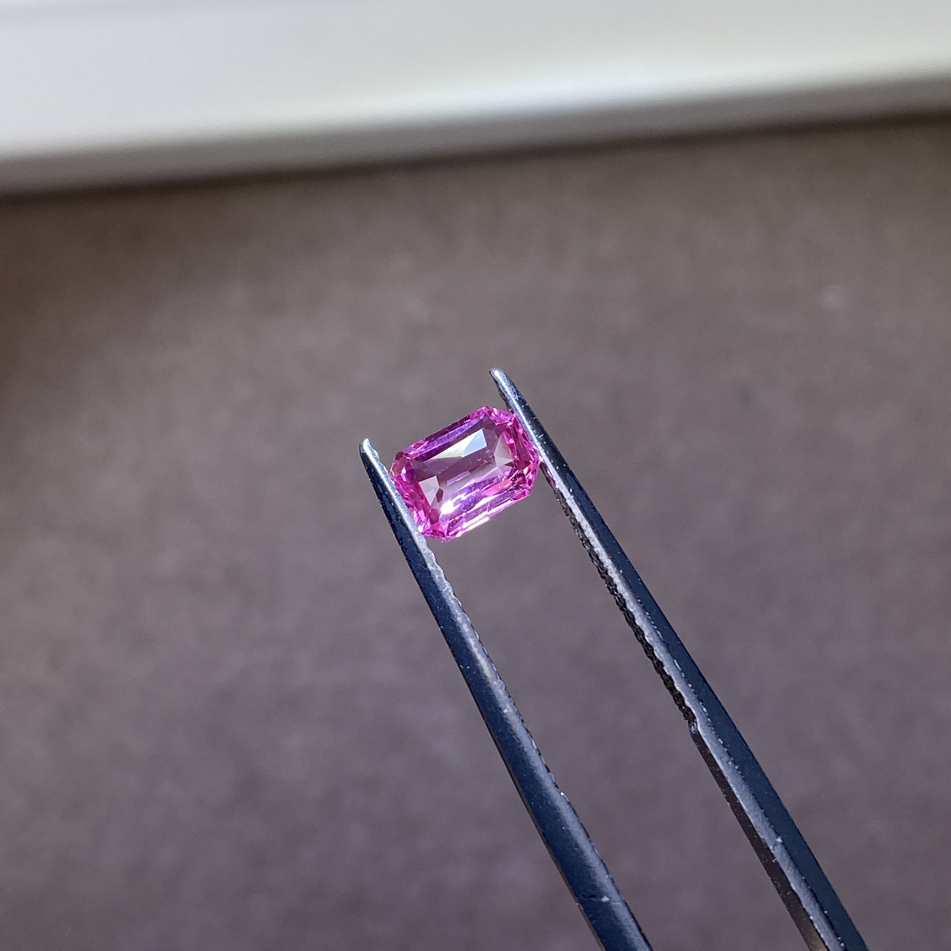 23T2367 有烧粉色蓝宝石 1.05克拉