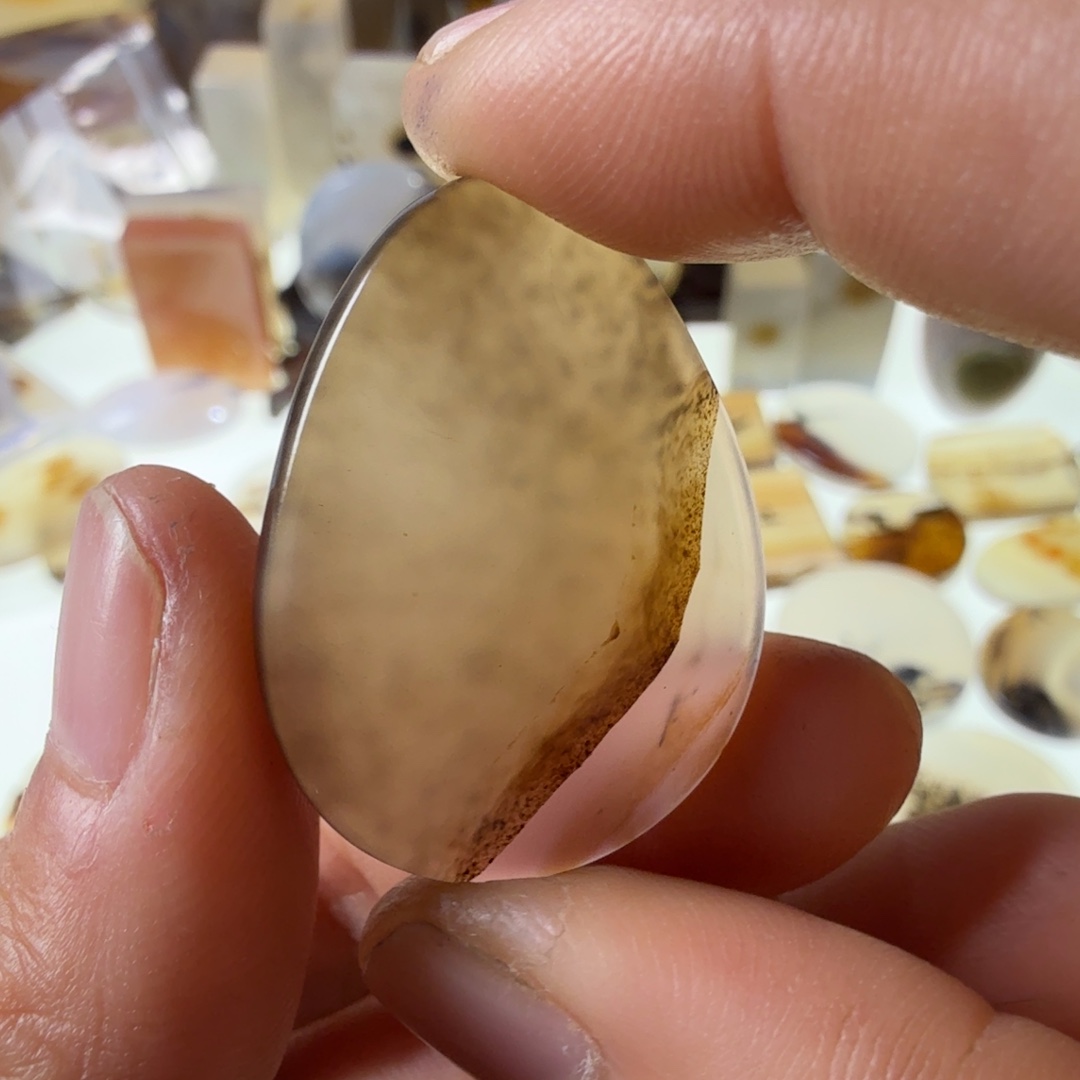 玛瑙/玉髓未镶嵌珠宝半成品