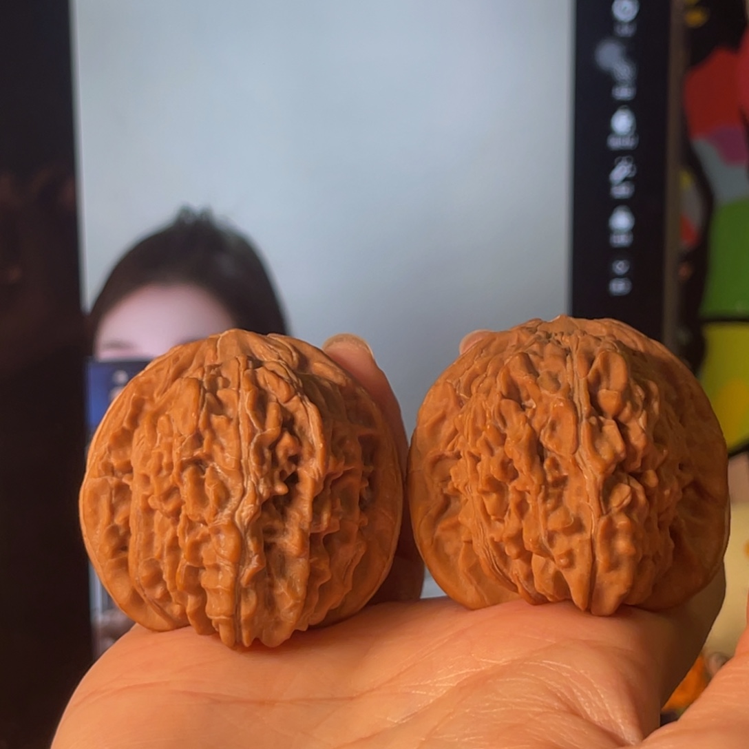 A***i文玩核桃把件四座楼42