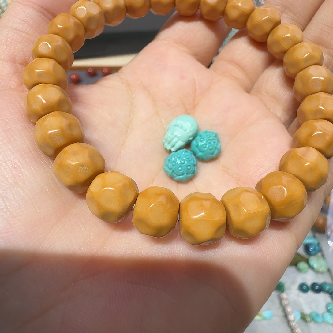 薇***）猴头核桃手串配饰