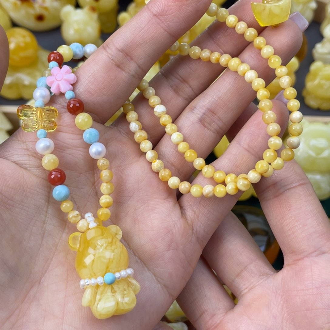琥珀裸石未镶嵌蜜蜡
