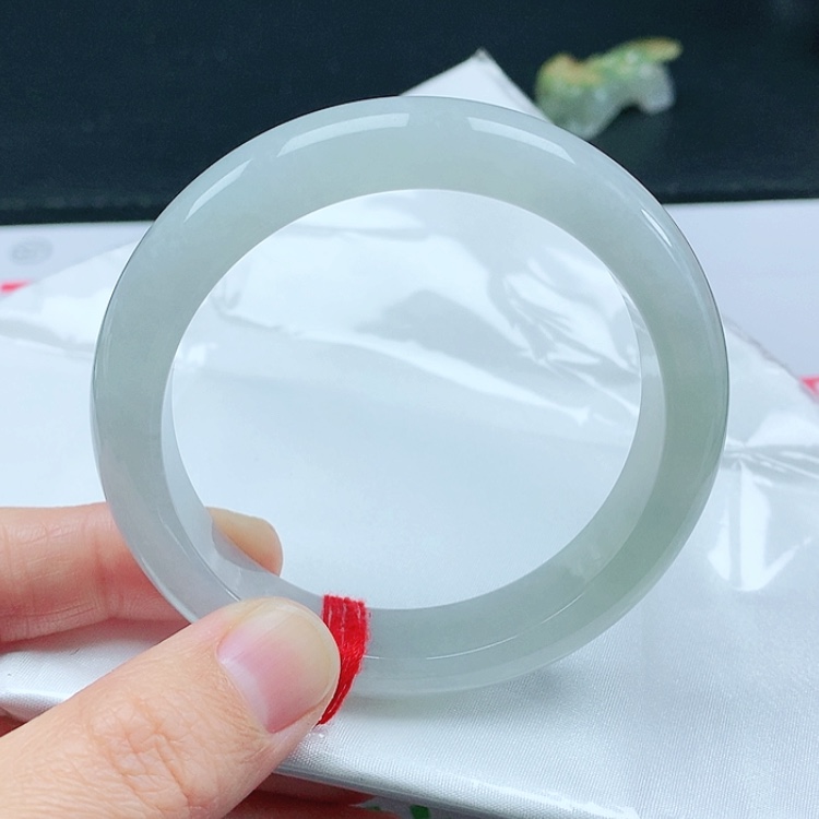 【闪购商品】翡翠手镯未镶嵌陌**开天然翡翠手镯